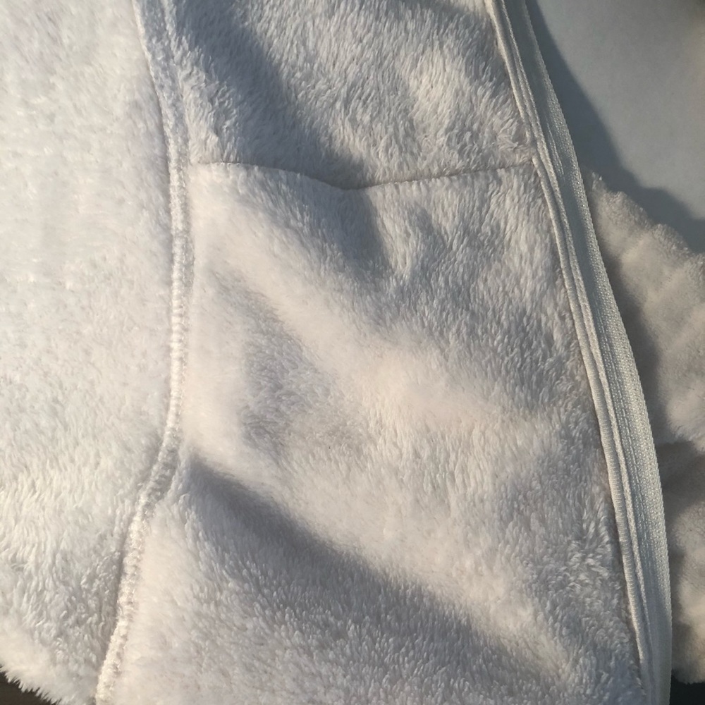 Jason Maxwell White jacket size large. Soft - Picture 8 of 8